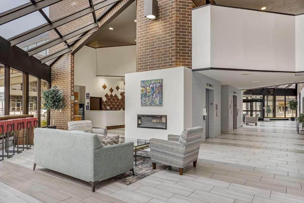 Best Western Plus Executive Residency Waterloo & Cedar Falls Interior photo